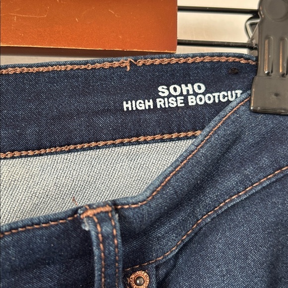 Nicole Miller Dark Blue High Rise Bootcut Jeans size 12x 42” - Picture 6 of 7